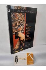 EL GATO QUE LE�A DEL REV�S