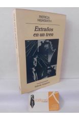EXTRA�OS EN UN TREN