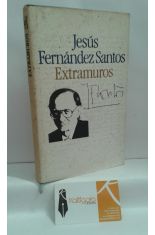 EXTRAMUROS